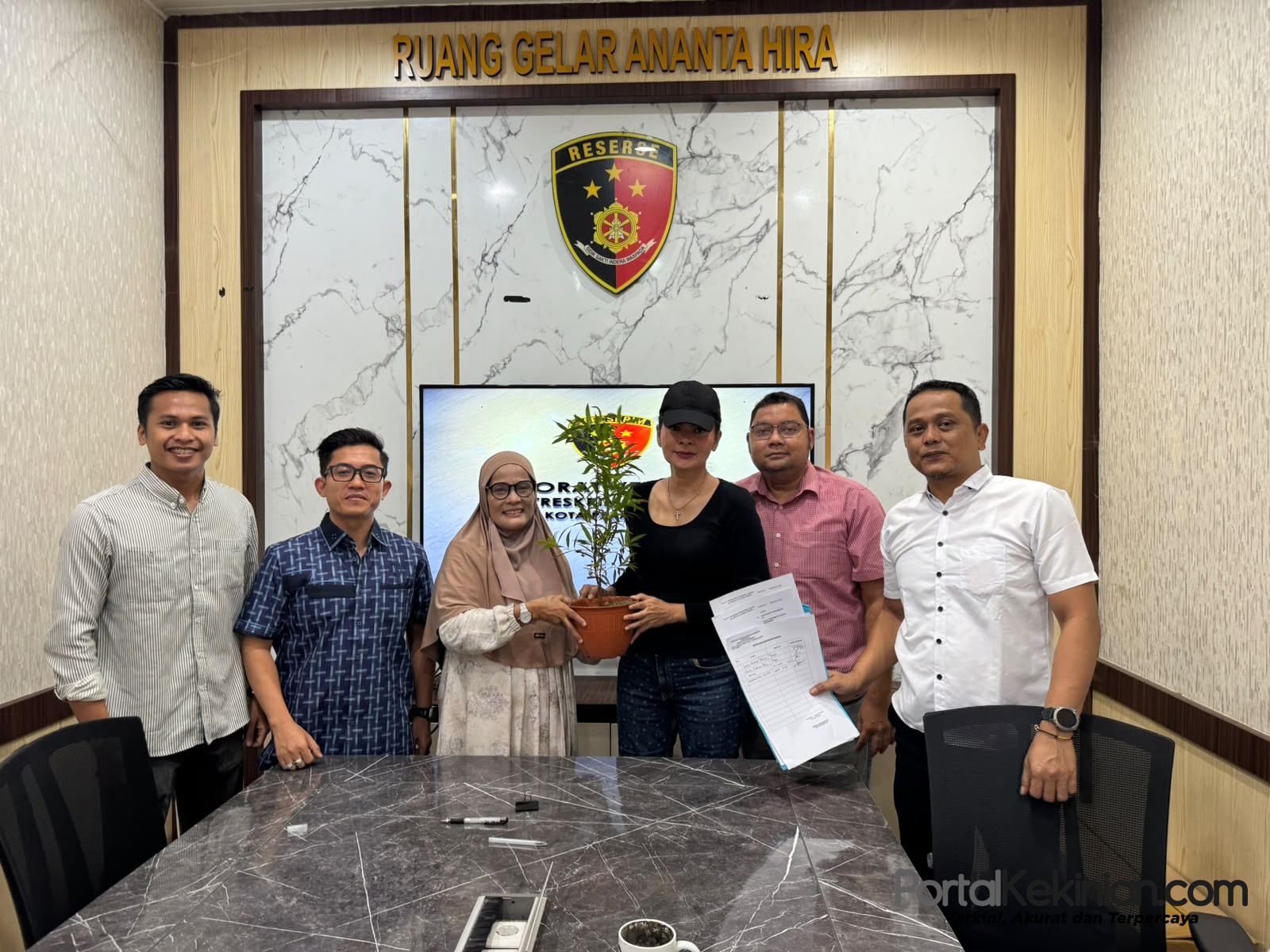 Perkara Lahan Rumbai Berakhir di Meja Perdamaian, Proses Penyidikan Klien TAPAK Riau Dihentikan
